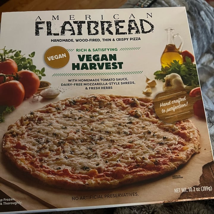 photo of American Flatbread Vegan Harvest Pizza shared by @chubbyvegan41 on  02 Oct 2022 - review