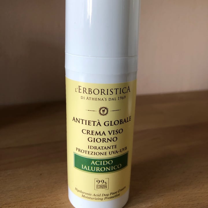 photo of L'Erboristica Di Athena's Dal 1969 Antietá Globale Crema Viso Giorno shared by @gillis2010 on  02 Feb 2022 - review