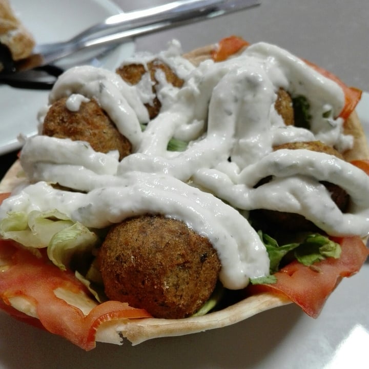 review photo of El Vividero Vegata con falafeles shared by @estremauravegana on 09 Oct 2020 - review