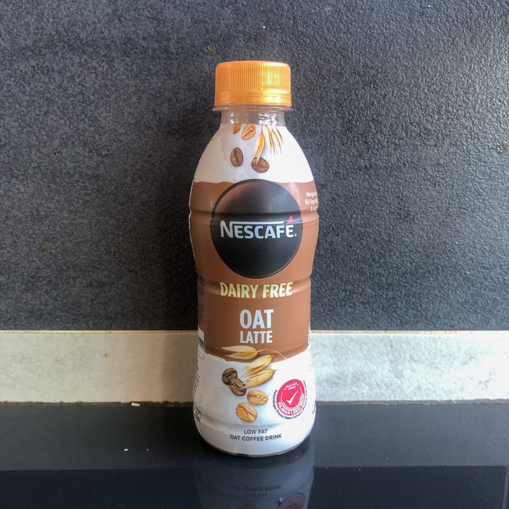 photo of Nescafé Dairy Free Oat Latte shared by @m1tch9i on  18 Jun 2022 - review