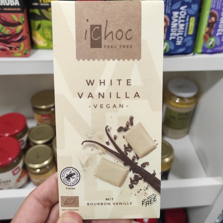 photo of iChoc White Vanilla shared by @veganeuskadi on  24 Oct 2022 - review