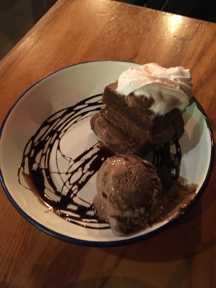 photo of The Flying Duck Mississippi Mudcake shared by @lindadoesvegan on  09 Feb 2020 - review