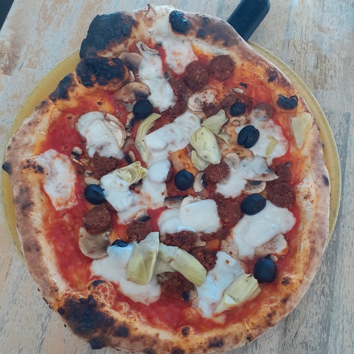 review photo of Pizzería Mano a Mano - Murcia JC1 Pizza Caprichosa Veg shared by @mathiasayala on 12 Dec 2021 - review