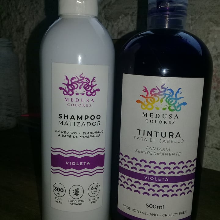 photo of Medusa Colores Shampoo Matizador shared by @cam1veg on  06 Aug 2020 - review
