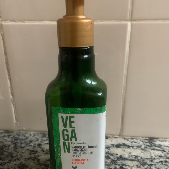 photo of Vegan Vitality sabonete liquido shared by @silvaniamalini on  19 Sep 2022 - review