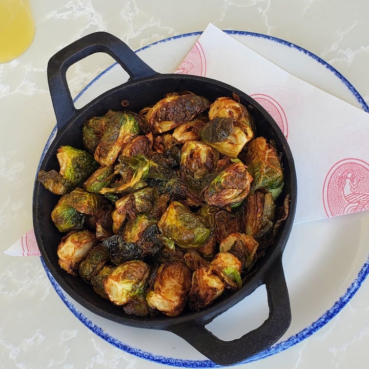 photo of Pier 6 Brussels sprouts shared by @eriluc on  01 Jun 2022 - review