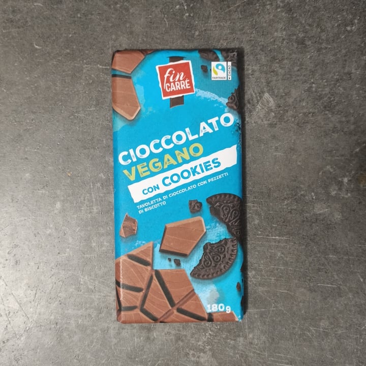 photo of Fin Carré Chocolate  vegano con cookies shared by @cristina01 on  13 Jun 2022 - review