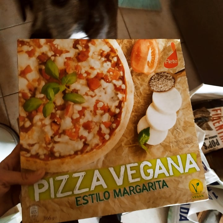 photo of ALDI Pizza Vegana Estilo Margarita shared by @anniev on  29 Apr 2021 - review