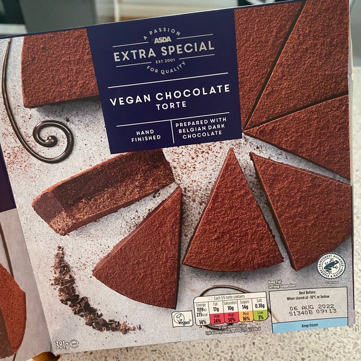 photo of Asda extra special vegan chocolate torte shared by @jennieelouise on  19 Jun 2022 - review