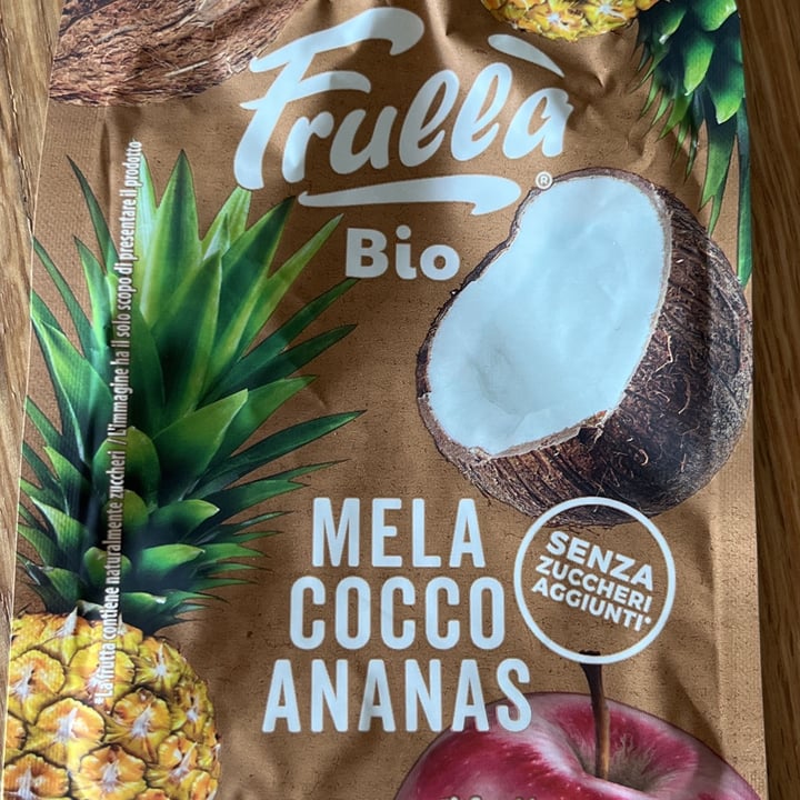 photo of Frulla' bio Frullato Mela,Cocco,Ananas shared by @lucia2510 on  22 Sep 2022 - review