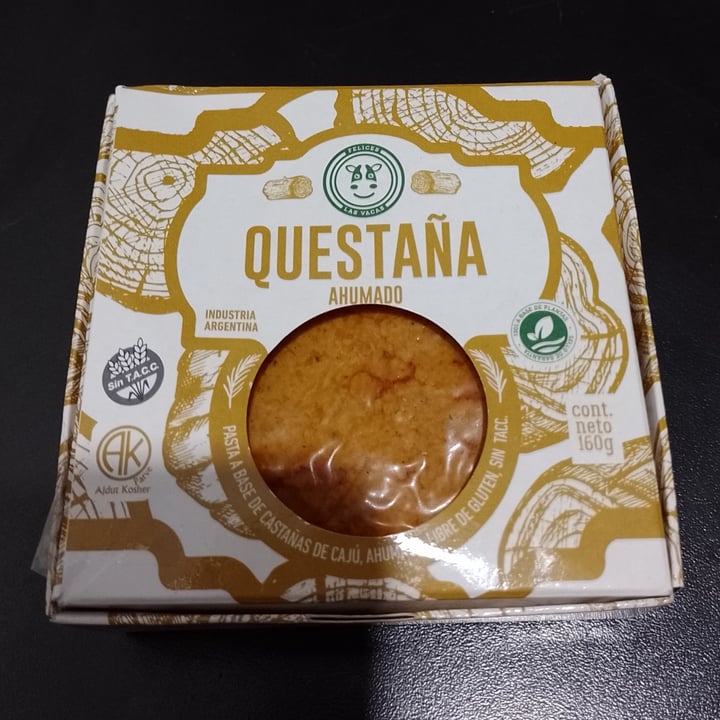 photo of Felices Las Vacas Questaña Queso Vegano Ahumado shared by @gonzalolocascio on  07 Nov 2021 - review