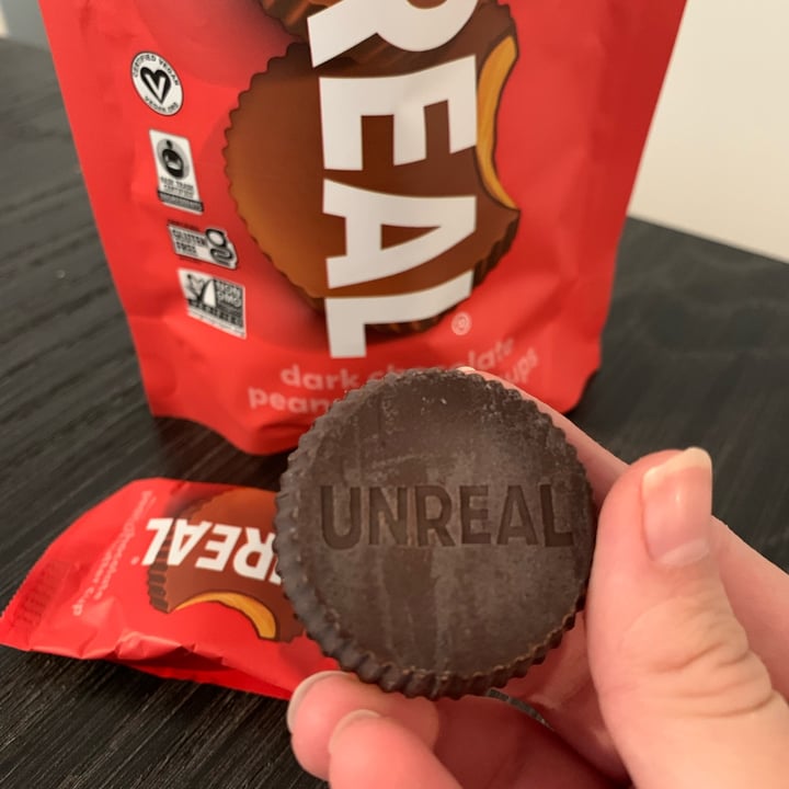 photo of UNREAL Dark Chocolate Peanut Butter Cups shared by @friendlyvegan on  30 Nov 2022 - review