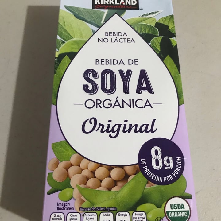 photo of Kirkland Signature Bebida de soya orgánica original shared by @ishagzz on  21 Jan 2021 - review