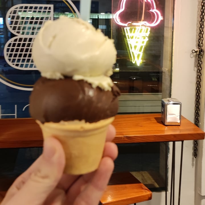 review photo of BOCHA - Helados Artesanales Chocolate Vegano shared by @javisid on 26 Jun 2022 - review