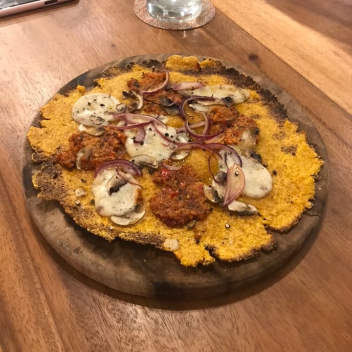 photo of Amami Canggu N’duja e Funghi Pizza (GF Pumpkin crust) shared by @vanessaainsley on  14 May 2020 - review