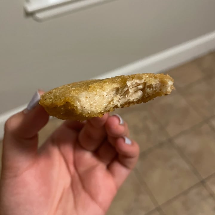 review photo of Lightlife Plant-Based Chicken Tenders shared by @zoeadamopoulos on 28 Sep 2021 - review