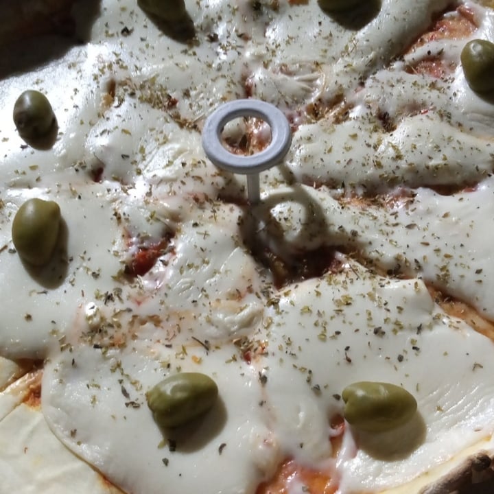 photo of Empanadas de 10 Pizza Mozzarella shared by @aldyribo on  03 Jan 2022 - review