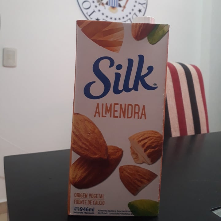 photo of Silk Bebida de almendras shared by @sritawolf93 on  25 Nov 2020 - review
