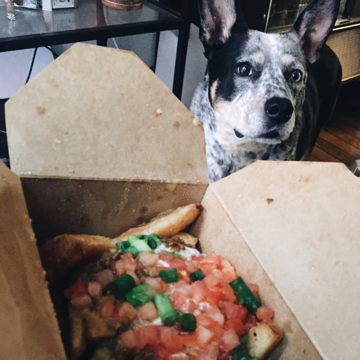 review photo of Odd burger Fries supreme shared by @desireebeaubien on 28 Mar 2021 - review