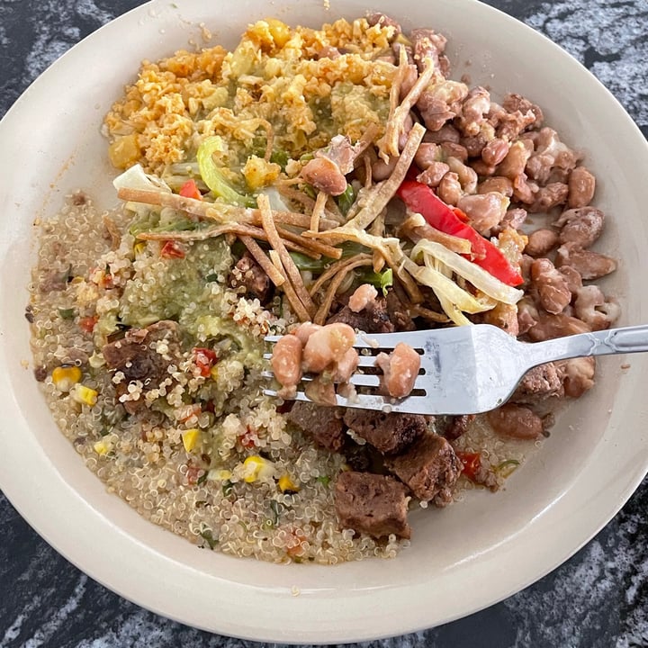 photo of Veestro Taco Bowl shared by @cig on  29 Jun 2021 - review