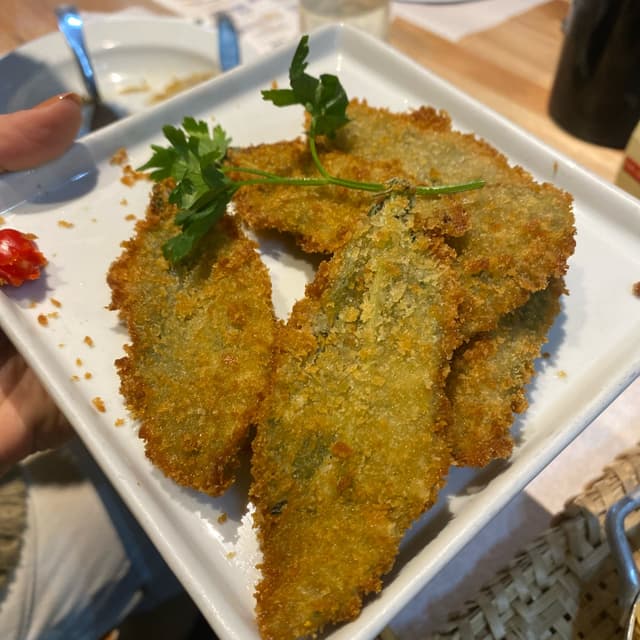 Photo of the dish “Porção de peixinho São Saruê”