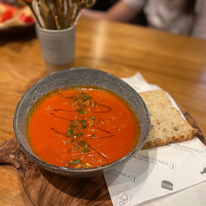 photo of Genius Central Singapore Tomato Soup shared by @applepancakes on  02 Jan 2021 - review