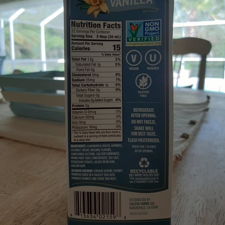 photo of Califia Farms Better Half Coconut Cream & Almond Milk Half-n-Half shared by @chris10091 on  25 May 2020 - review