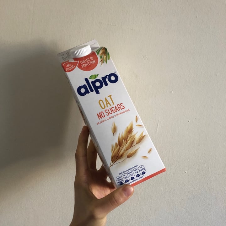 photo of Alpro Unsweetened Oat Milk shared by @alienwa on  16 Nov 2020 - review