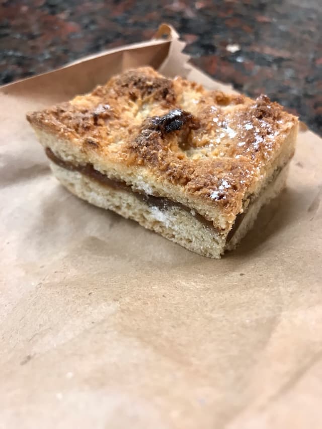 Photo of the dish “Tarta de coco y dulce de leche”