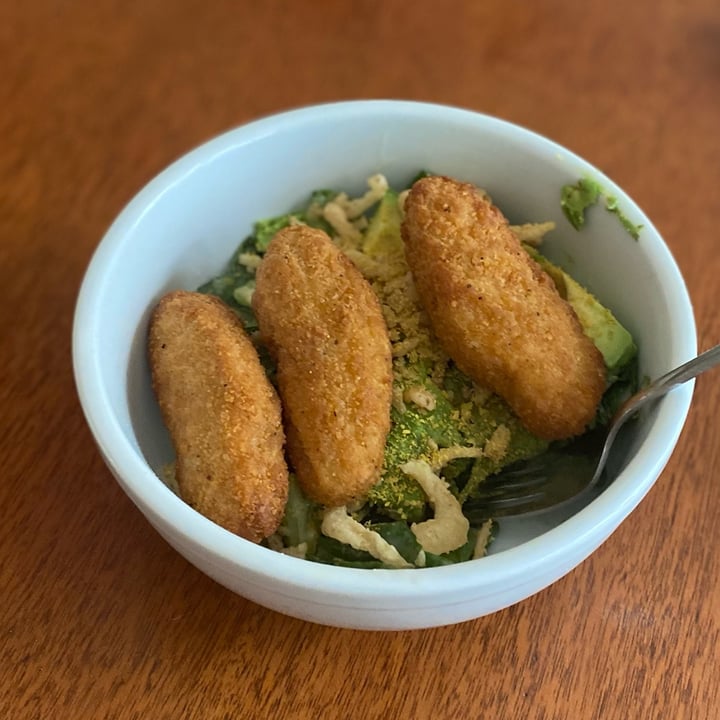 photo of Beyond Meat Beyond Chicken Plant-Based Breaded Tenders shared by @knorthway on  10 Jun 2022 - review