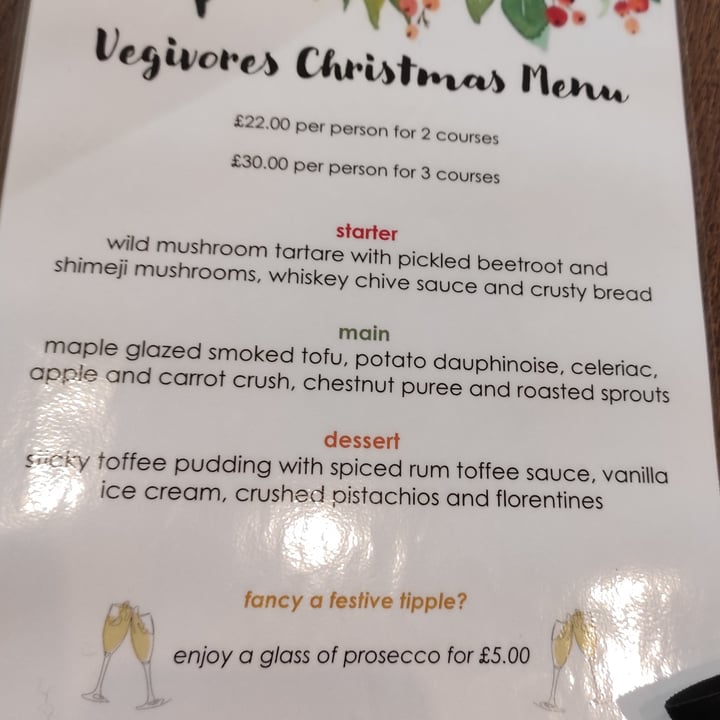 review photo of Vegivores Sticky Toffee Pudding shared by @tuscanvegan on 05 Dec 2021 - review