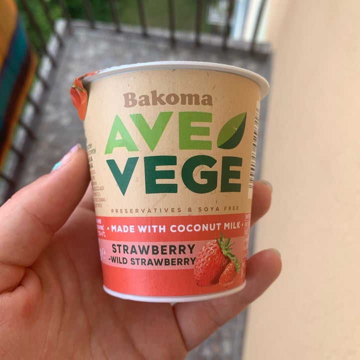 photo of Bakoma Ave Vege Strawberry And Wild Strawberry Yogurt shared by @mmmmmmmmskinny on  08 Aug 2022 - review