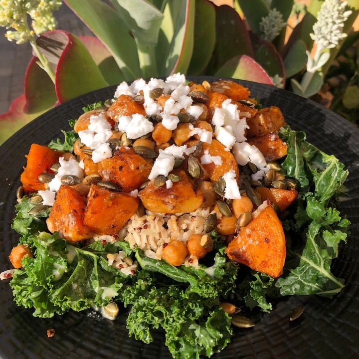 review photo of Woolworths Food Dairy Free Greek White Cheese shared by @gabygerber on 15 Jul 2021 - review
