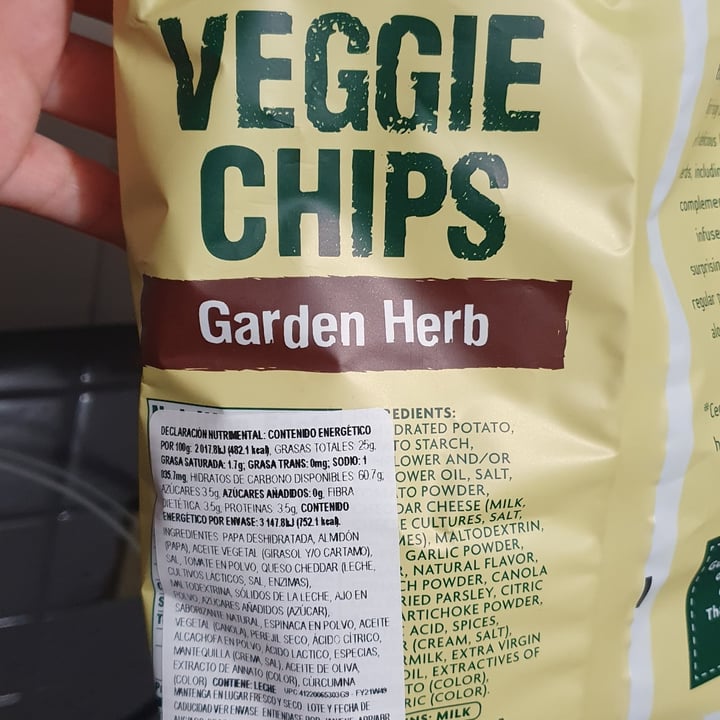 photo of H-E-B Veggie Chips Garden Herb shared by @monikichi on  21 Oct 2021 - review