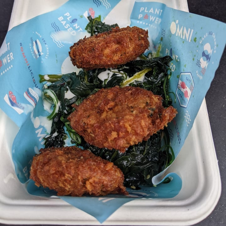 photo of Unity Diner Omni Crab Cakes (Wakame Salad With A Creamy Lemon Mayo) shared by @clairay on  22 Jul 2022 - review
