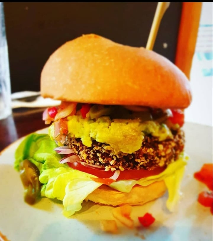 photo of Handmade Burger Co Vegmex burger shared by @kn2020 on  13 Jan 2020 - review