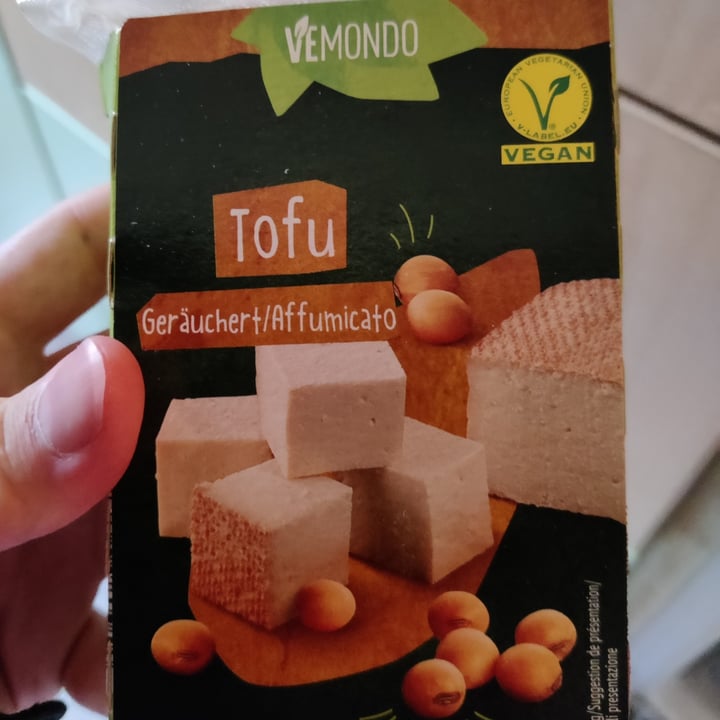 photo of Vemondo  Tofu Affumicato shared by @yaksha94 on  10 Aug 2022 - review