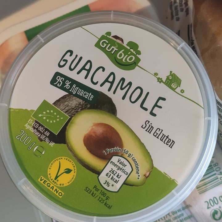 photo of GutBio Guacamole shared by @sandravegan18 on  27 Jun 2022 - review