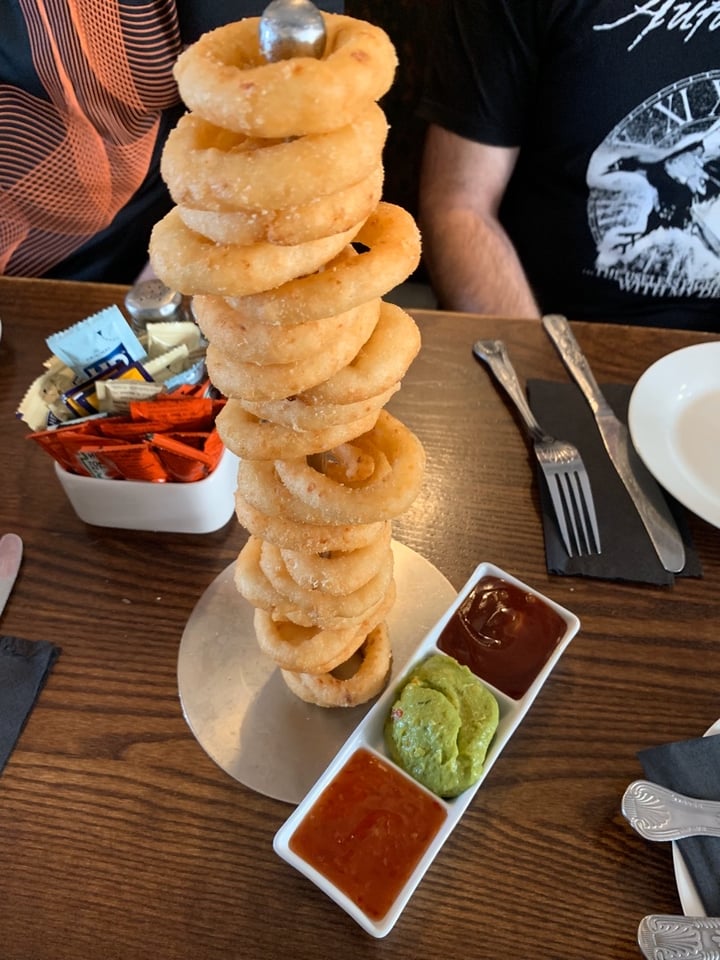 photo of The Auld Hoose Onion Ring Tower shared by @margochi on  23 Sep 2019 - review