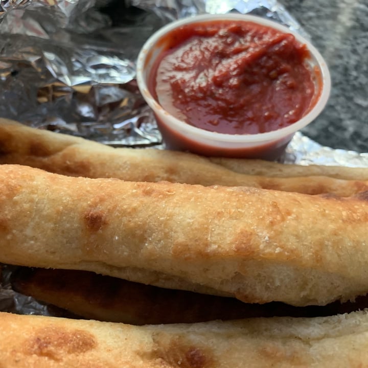 photo of Switchyard Brewing Company Vegan Breadsticks shared by @allhess on  03 Jan 2021 - review