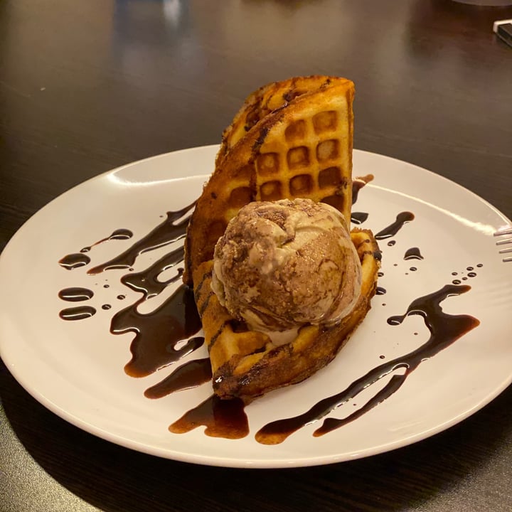 photo of Well Loft Ice Cream Waffle shared by @peasfulpea on  25 Dec 2020 - review