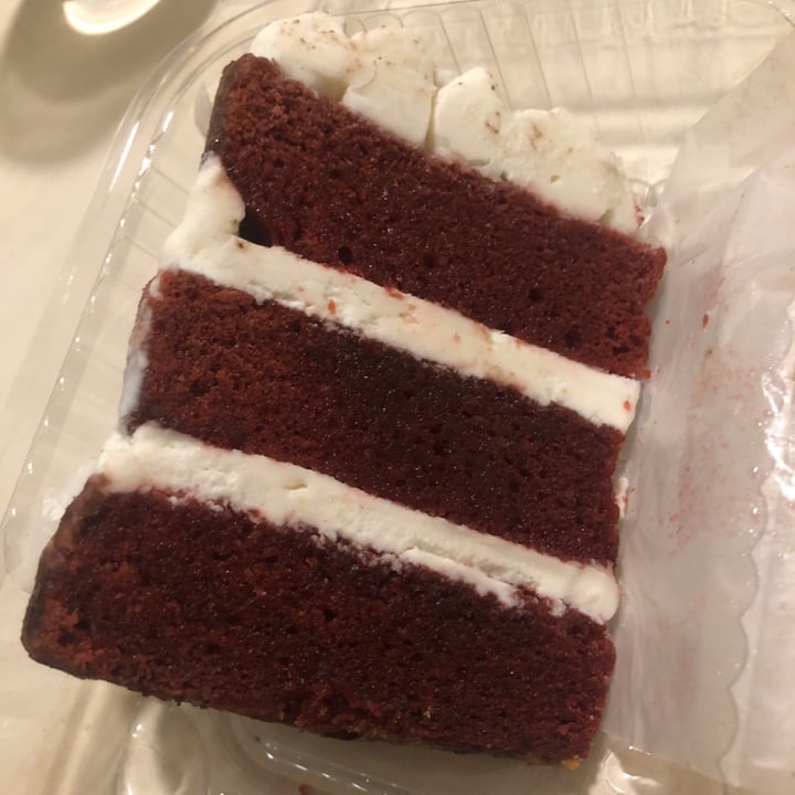 photo of Alchemy Red Velvet shared by @victoriavillar on  21 May 2021 - review