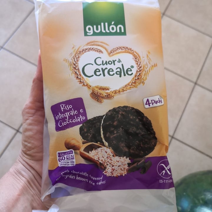 photo of Gullón Gallette di riso integrale ricoperte con cioccolato fondente shared by @vikilopes on  06 Jul 2021 - review