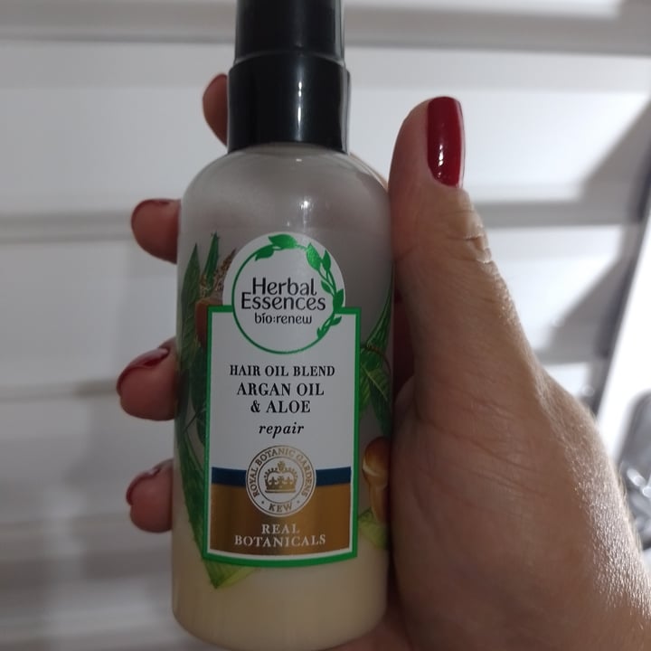 photo of Herbal Essences Aqua Oil, Tratamiento Bifásico shared by @izaju on  19 Apr 2022 - review