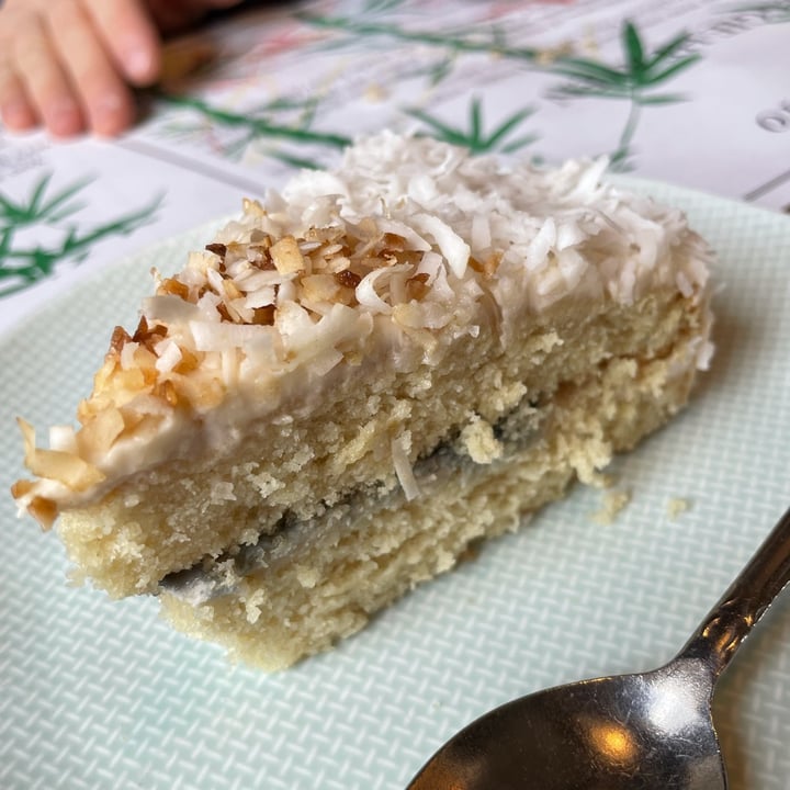 photo of Veggie Heaven Coconut Cake shared by @clarendiee on  12 Feb 2022 - review