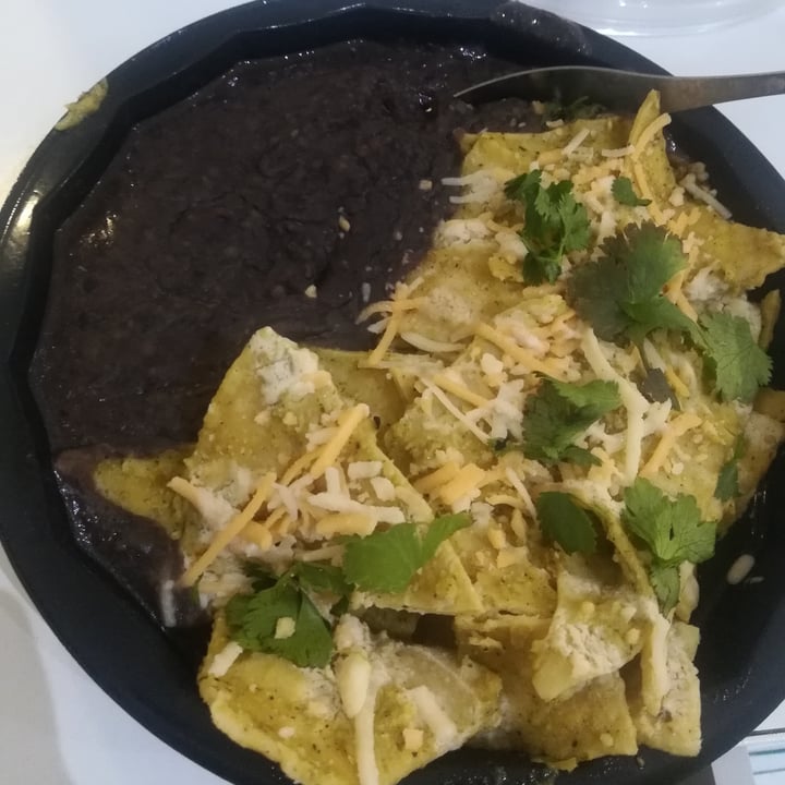 review photo of Casamor Chilaquiles shared by @crisvegan on 18 Dec 2020 - review