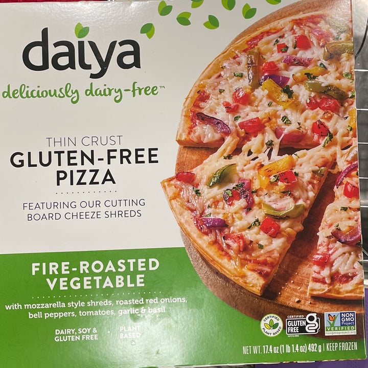 review photo of Daiya Thin crust Gluten free pizza shared by @claudiah on 18 Nov 2022 - review