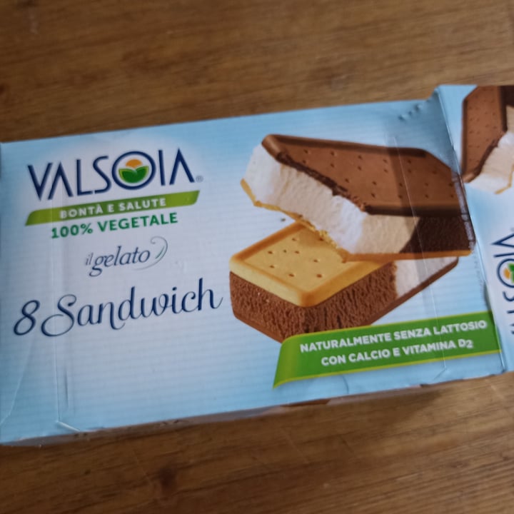 review photo of Valsoia 8 sandwich il gelato shared by @marta555 on 28 Jun 2022 - review