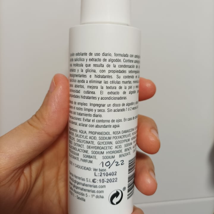 review photo of Gema Herrerías 5 azelaic s shared by @aliciagilmag on 06 Dec 2021 - review