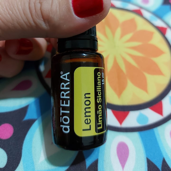 review photo of dōTERRA Limão siciliano shared by @silvieira on 11 May 2022 - review